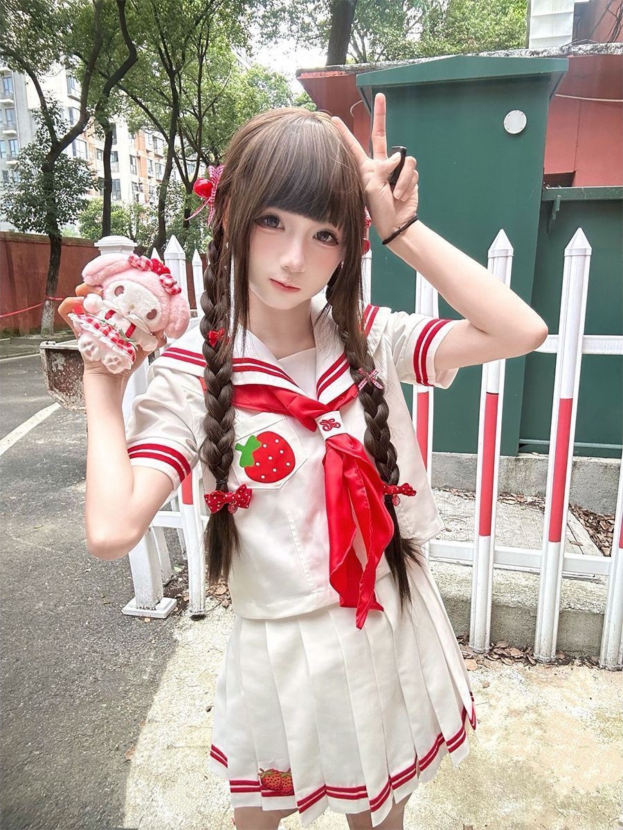 Embroidery Uniforms - Conjunto de Moda Feminina: Uniforme JK