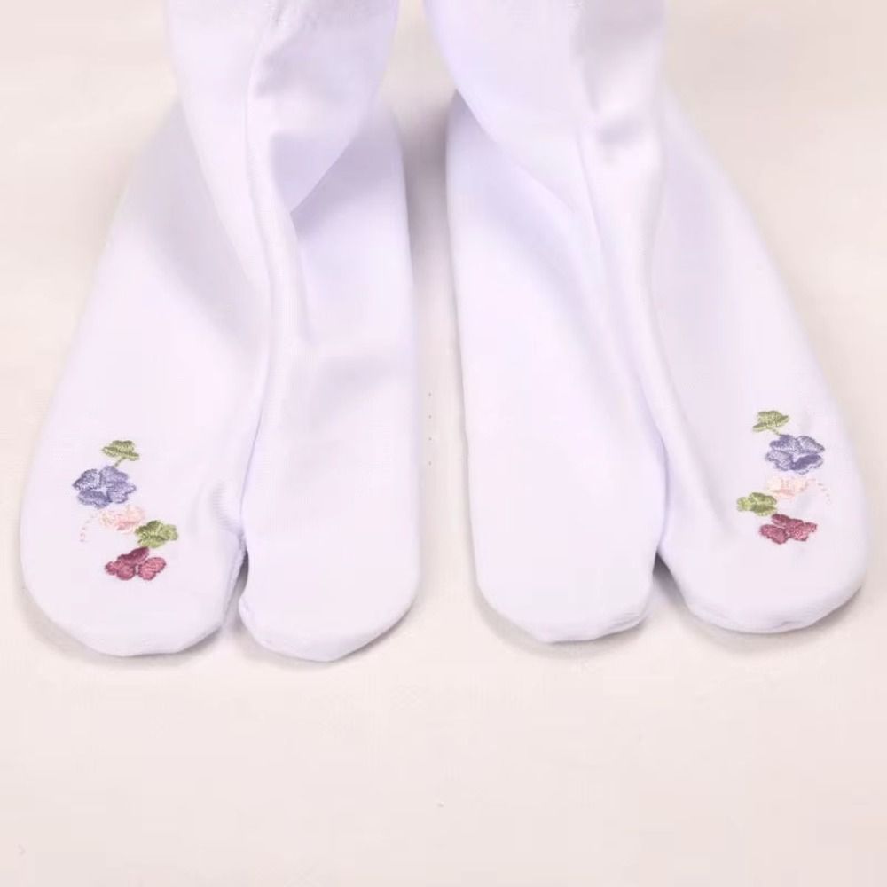 Embroidery On Socks - Meias de cano médio com bordado