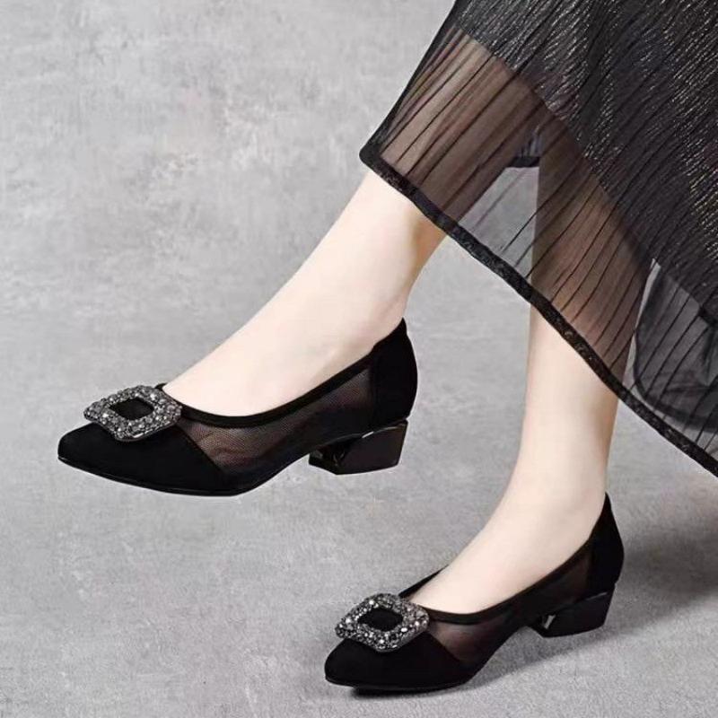 Embroidery Flat Shoes - Sapatos Elegantes de Salto Bloco com