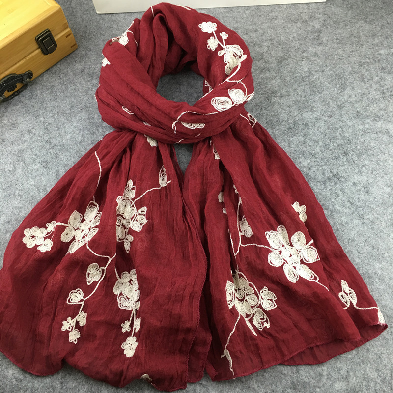 Lenço Longo Bordado Étnico par - Embroidery Handicraft avaliação e preço