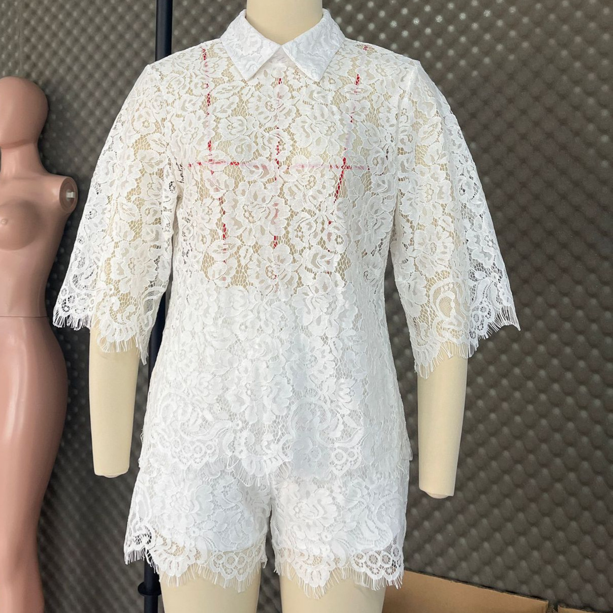 Conjunto de Shorts com Bordado - Embroidery Uniforms avaliação e preço